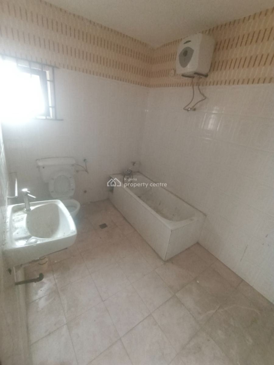 Luxury Spacious 2 Bedroom Flat, Thomas Estate, Ajah, Lagos, Flat / Apartment for Rent