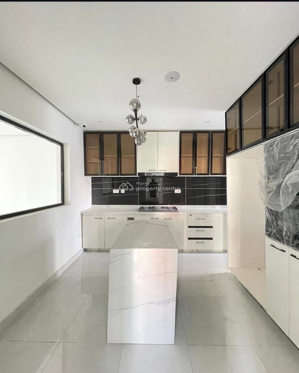 Luxury and Magnificent: Prime Location with B Q, Ikate, Lekki, Lagos, Terraced Duplex for Rent