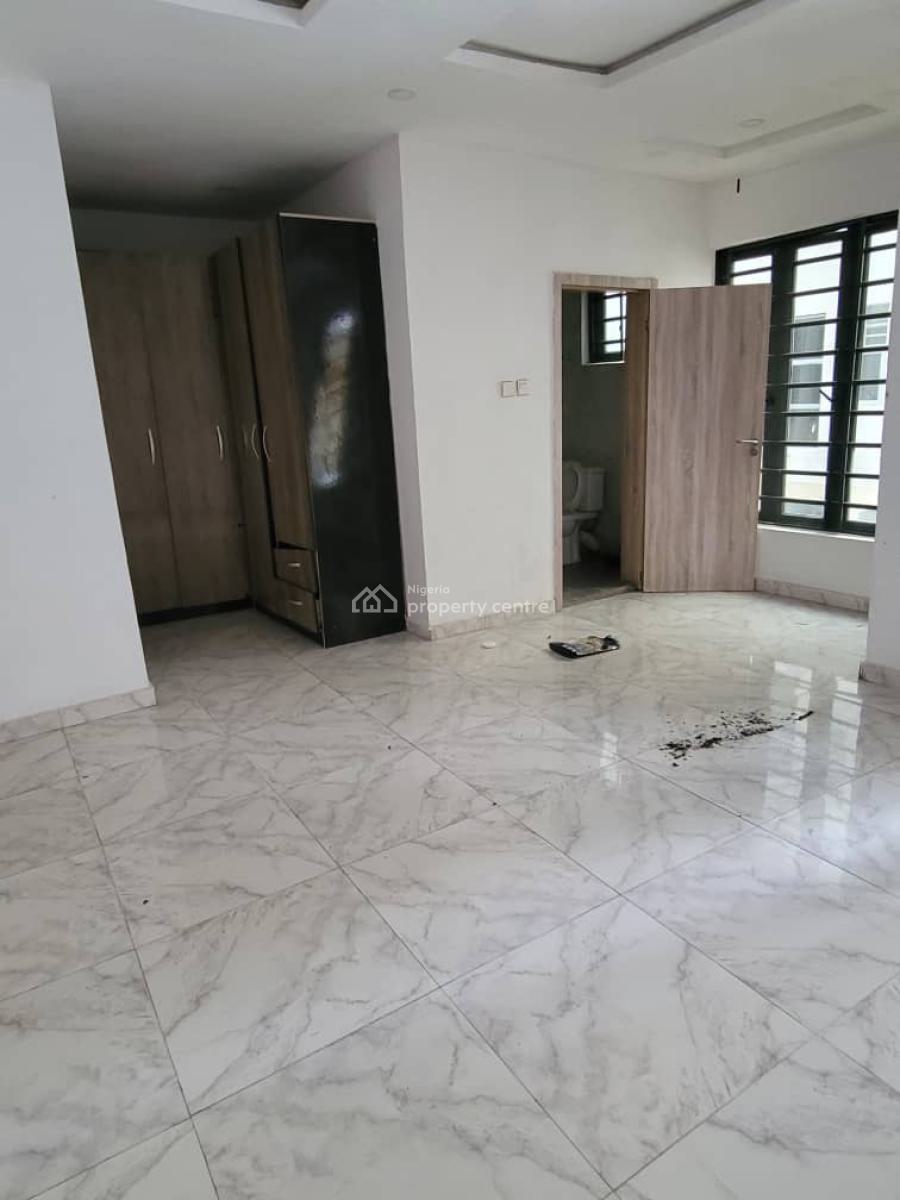 Standard 3 Bedroom Terrace Duplex with Bq, Ologolo, Lekki, Lagos, Terraced Duplex for Sale