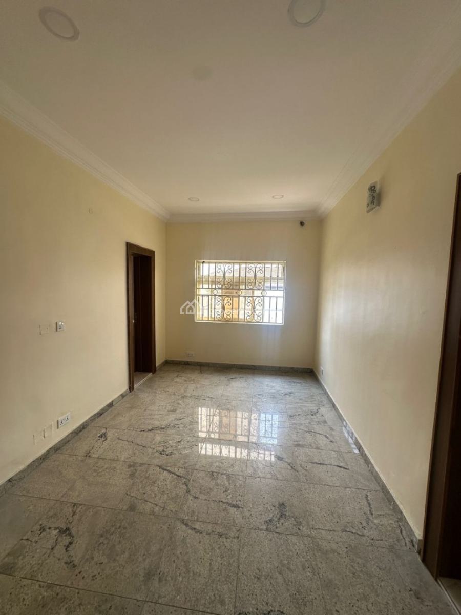 Spacious 4 Bedroom Detached House with a Spacious Compound & Bq, Lekki, Lagos, Detached Duplex for Rent