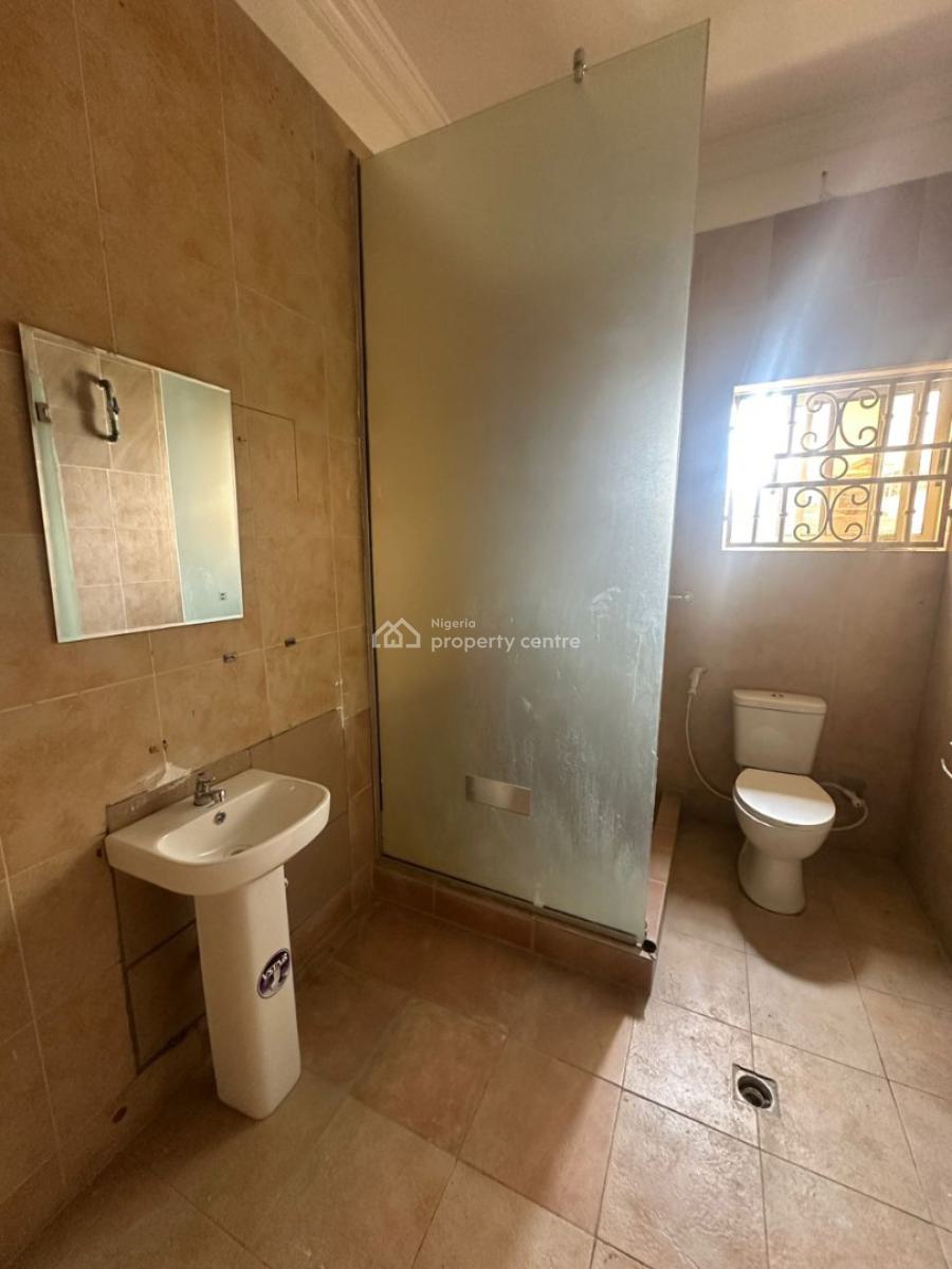 Spacious 4 Bedroom Detached House with a Spacious Compound & Bq, Lekki, Lagos, Detached Duplex for Rent