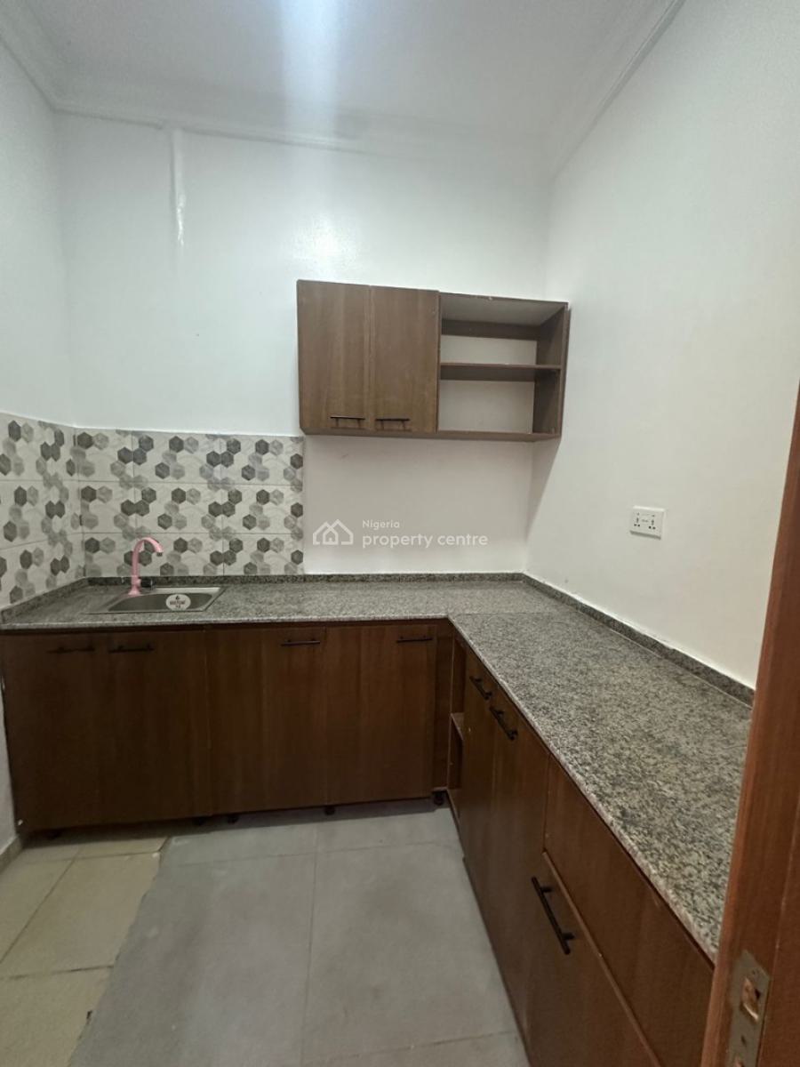 Spacious 4 Bedroom Detached House with a Spacious Compound & Bq, Lekki, Lagos, Detached Duplex for Rent