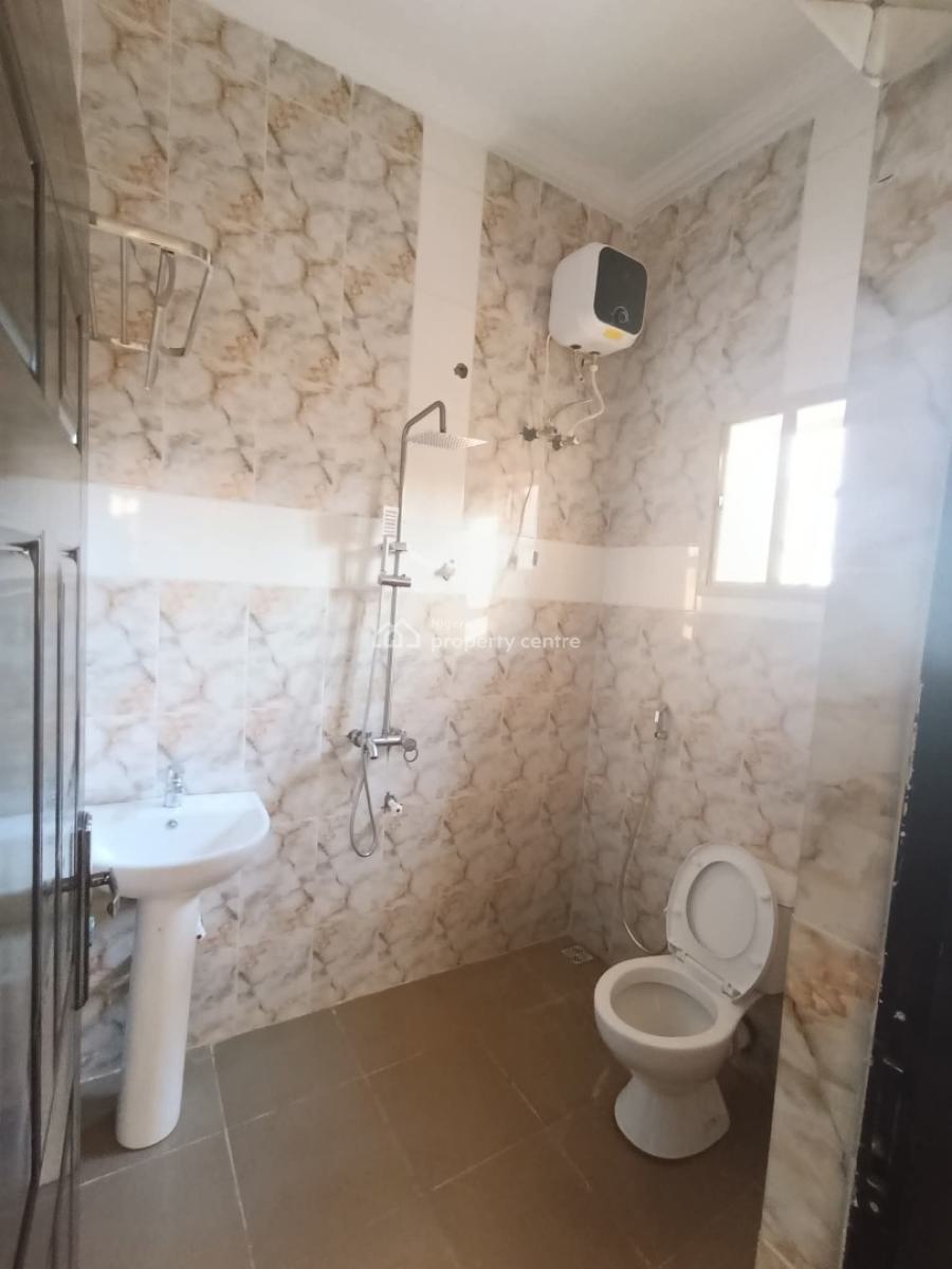 Available 2 Bedroom Apartments with Bq, Agbowo, Ibadan, Oyo, Flat / Apartment for Sale