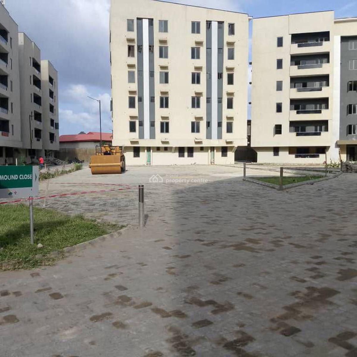 1 Bedroom Apartment in a Serene Environment with C of O , Surulere Lag, 1 Bedroom Apartment with C of O in a Serene Environment, Surulere, Lagos, Flat / Apartment for Sale