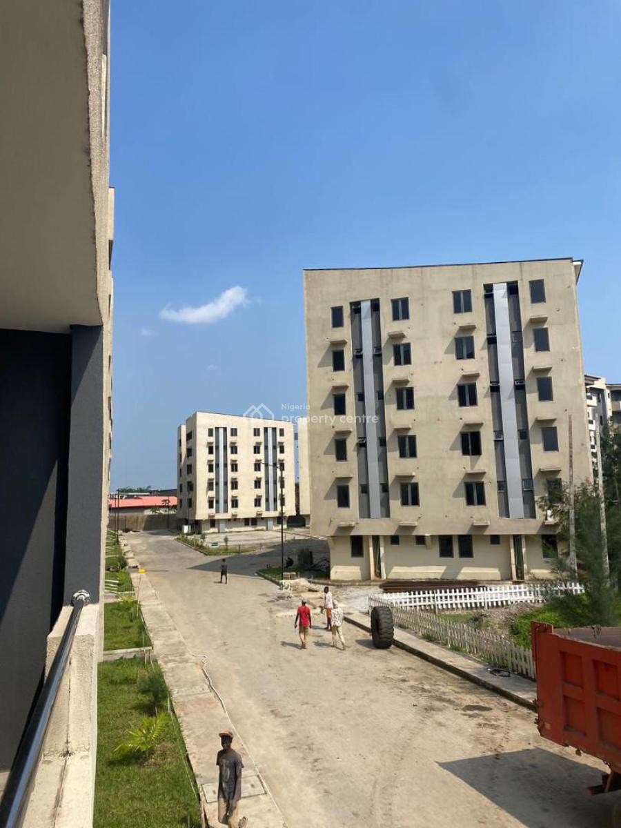 1 Bedroom Apartment in a Serene Environment with C of O , Surulere Lag, 1 Bedroom Apartment with C of O in a Serene Environment, Surulere, Lagos, Flat / Apartment for Sale