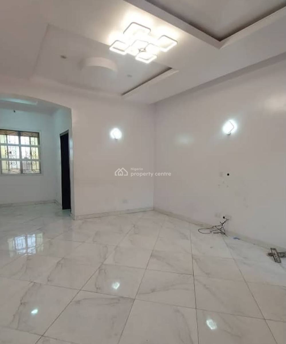 Well Built 2 Bedroom Apartment, Chevron, Lekki, Lagos, Flat / Apartment for Rent