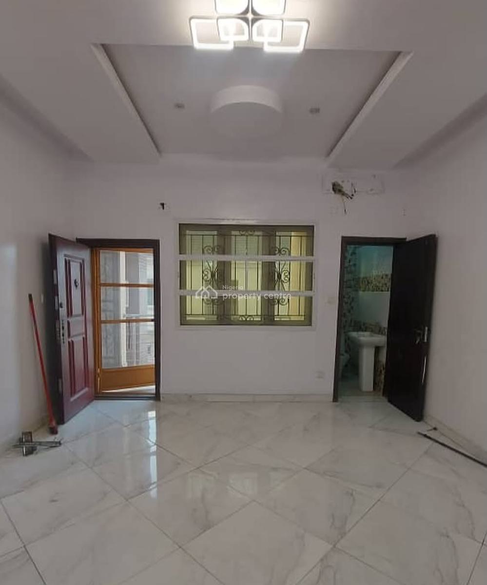 Well Built 2 Bedroom Apartment, Chevron, Lekki, Lagos, Flat / Apartment for Rent