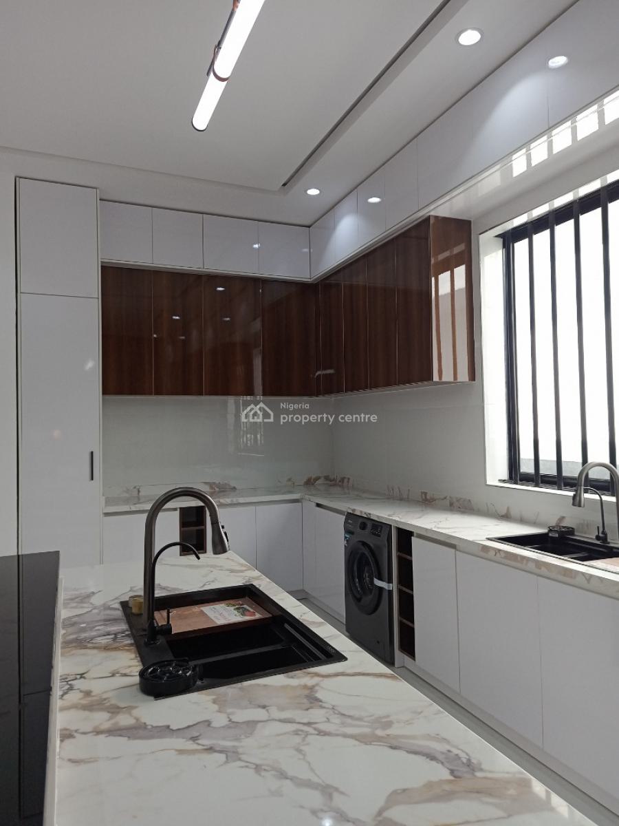 Exquisitely Built and Contemporary Finished 5 Bedroom Detached House, Lekky County Homes Megamound Estate, Lekki Phase 2, Lekki, Lagos, Detached Duplex for Sale