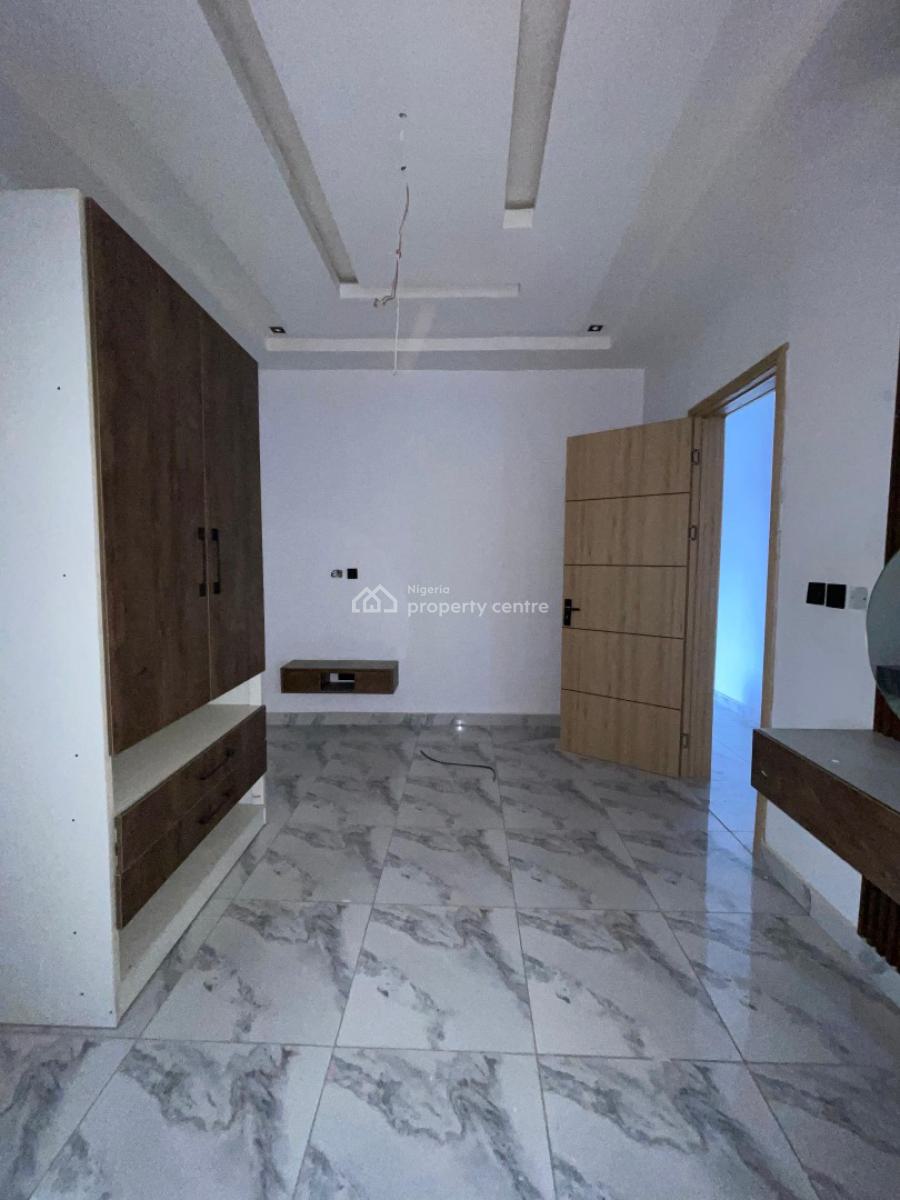 Modestly Built 2 Bedroom Apartment with Pool & Gym, Ikate, Lekki, Lagos, Flat / Apartment for Sale