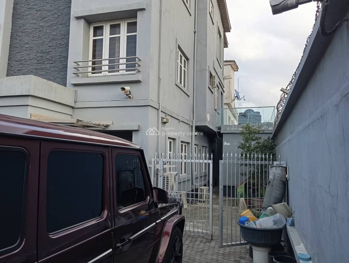 Decent 4 Bedroom Semi-detached House with Generator, Off Admiralty Way, Lekki Phase 1, Lekki, Lagos, Semi-detached Duplex for Rent