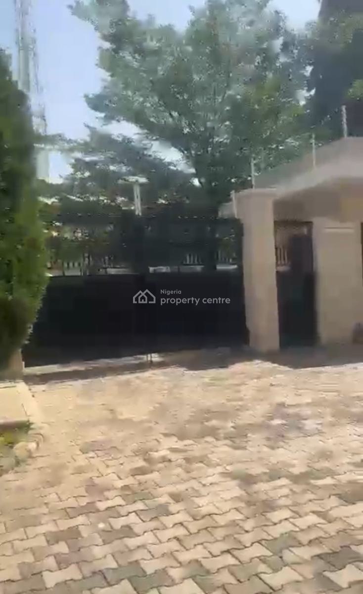 Luxurious Mini Estate, Area 11, Garki, Abuja, Block of Flats for Sale