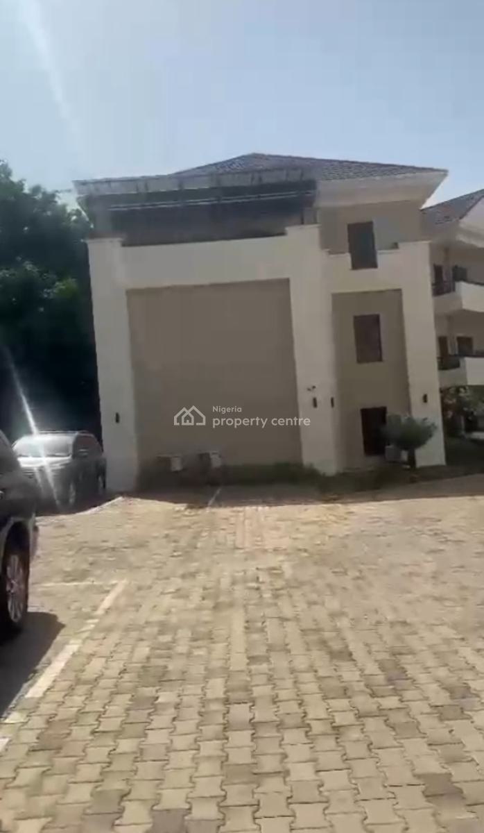 Luxurious Mini Estate, Area 11, Garki, Abuja, Block of Flats for Sale