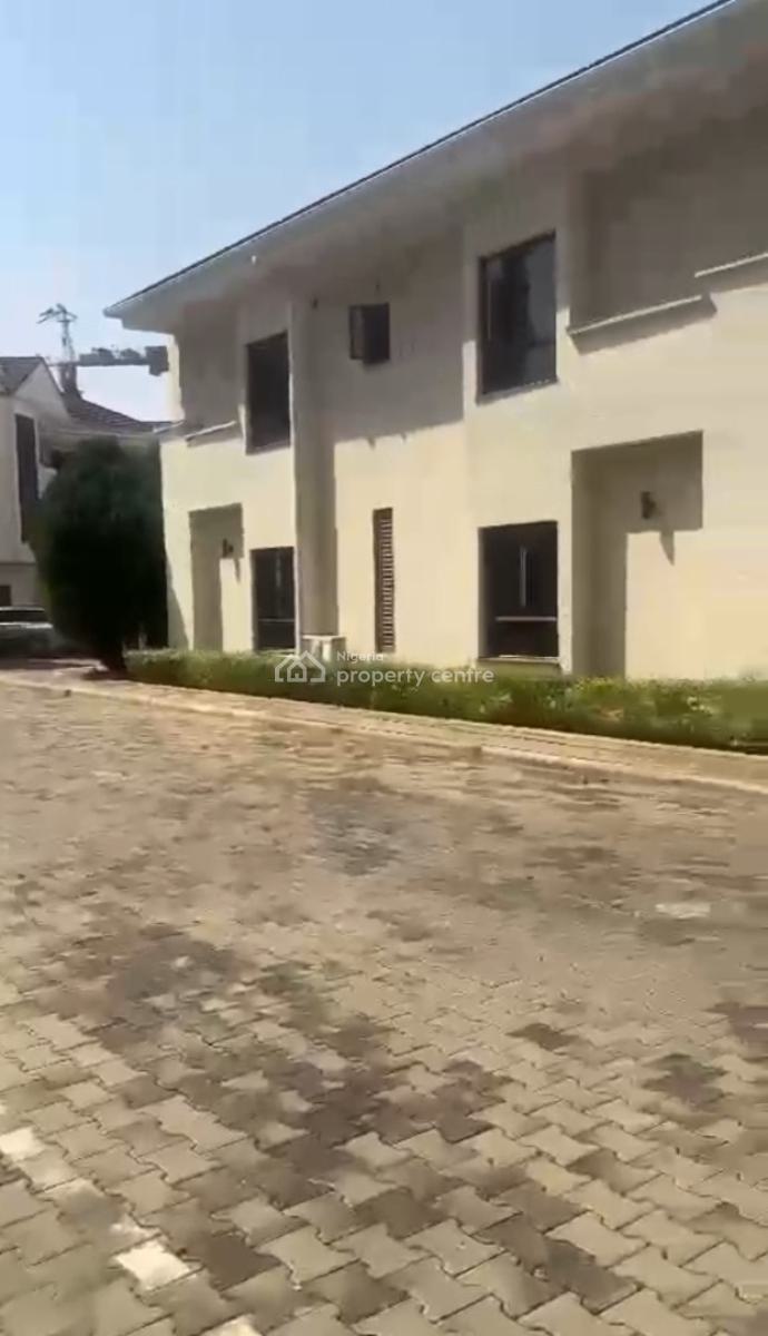 Luxurious Mini Estate, Area 11, Garki, Abuja, Block of Flats for Sale