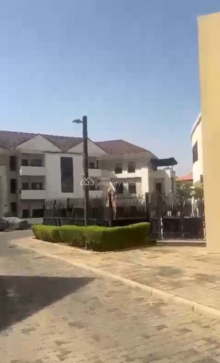 Luxurious Mini Estate, Area 11, Garki, Abuja, Block of Flats for Sale