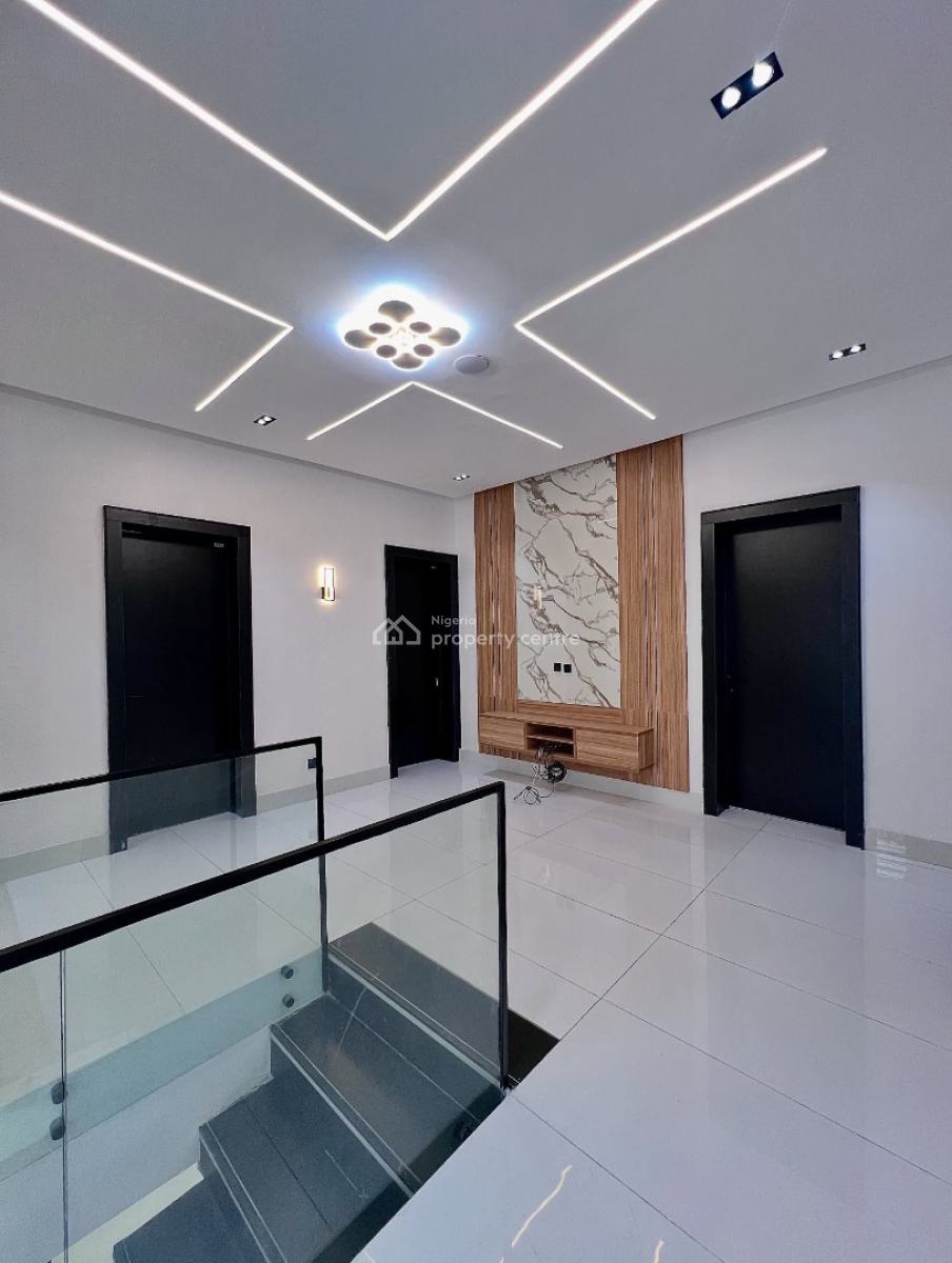 Stunning 4 Bedroom Maisonette with a Swimming Pool, Lekki Phase 1, Lekki, Lagos, Detached Duplex for Sale