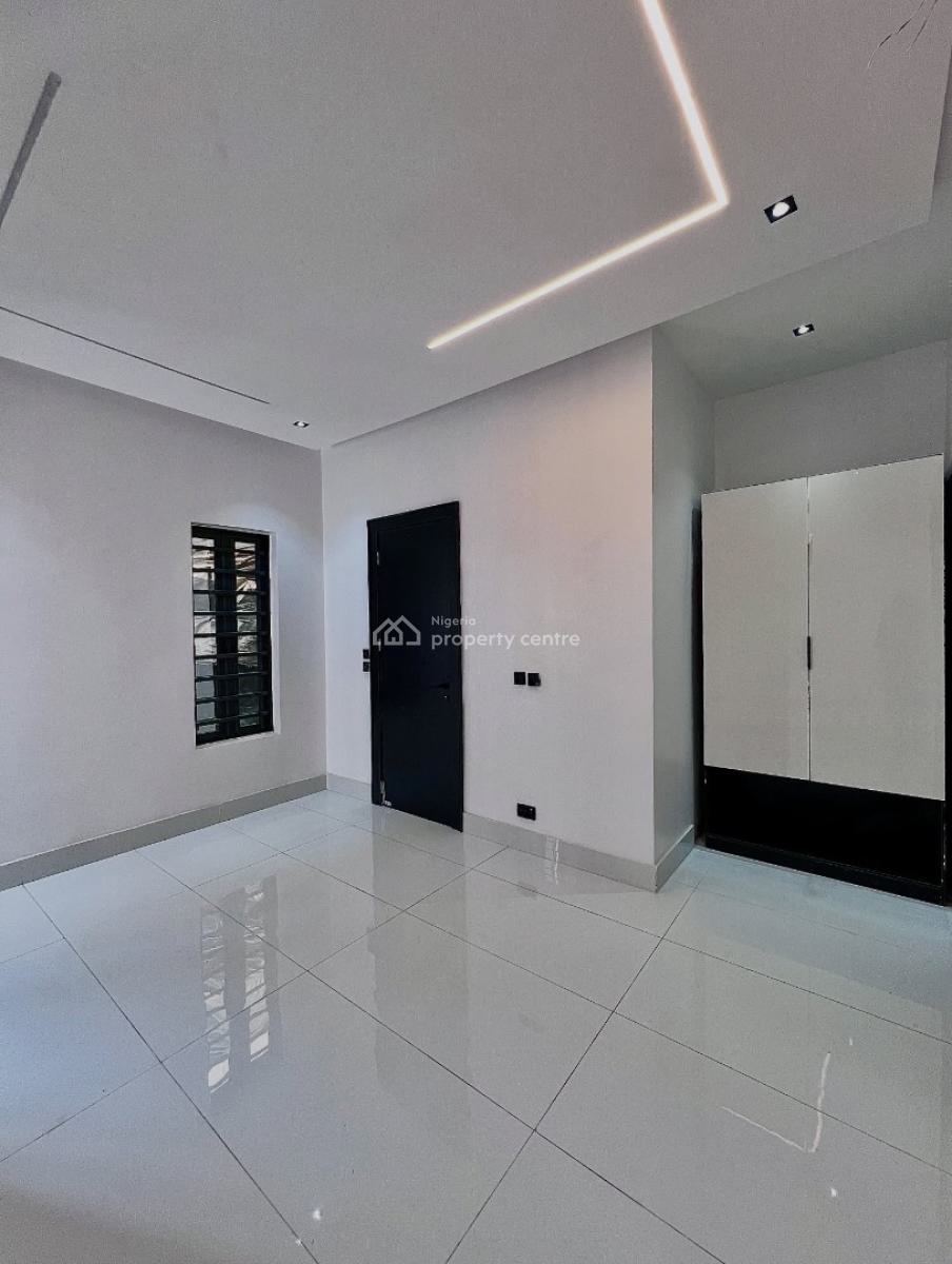 Stunning 4 Bedroom Maisonette with a Swimming Pool, Lekki Phase 1, Lekki, Lagos, Detached Duplex for Sale