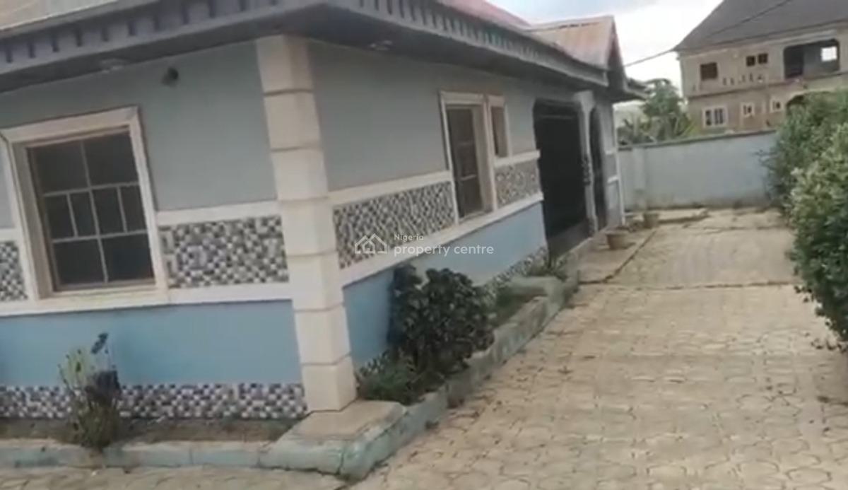a 3 Bedroom Available, Makogi, Magboro, Ogun, Detached Bungalow for Sale