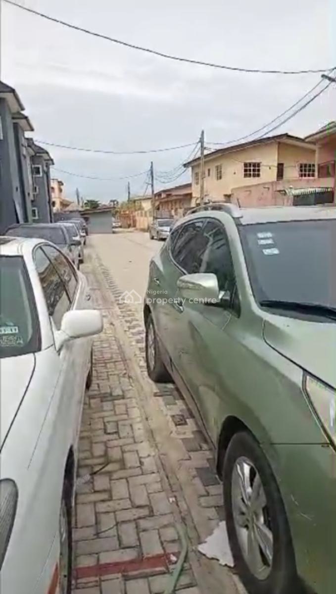 Newly Built Terrace 3 Bedroom Duplex, with All Modern Amenities, Akowonjo, Alimosho, Lagos, Terraced Duplex for Rent