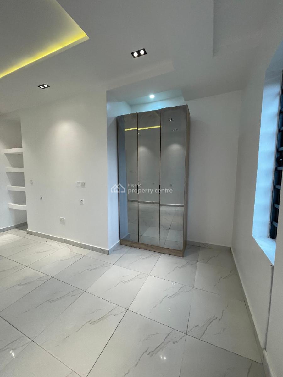 Well Built 2 Bedroom Apartment with Swimming Pool, Ikate, Lekki, Lagos, Flat / Apartment for Sale