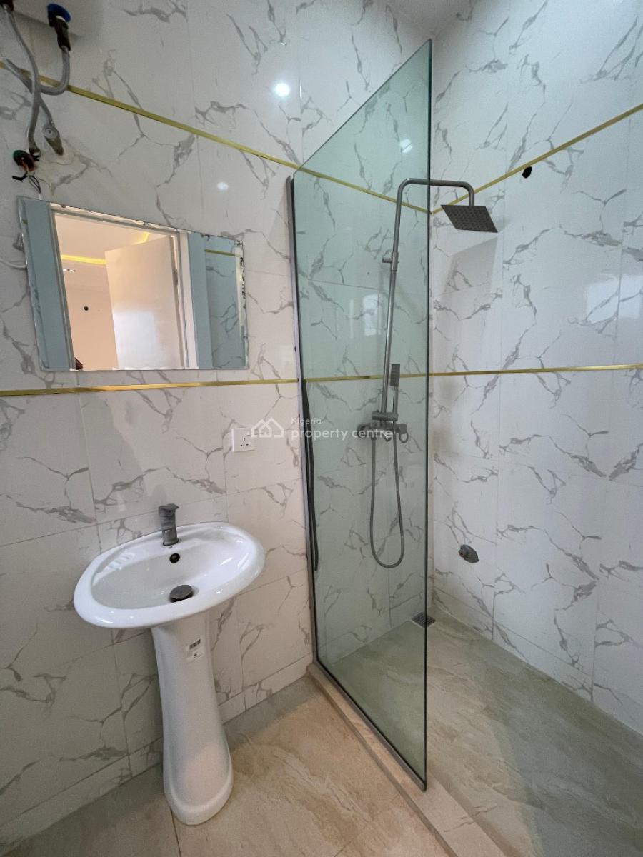 Well Built 2 Bedroom Apartment with Swimming Pool, Ikate, Lekki, Lagos, Flat / Apartment for Sale