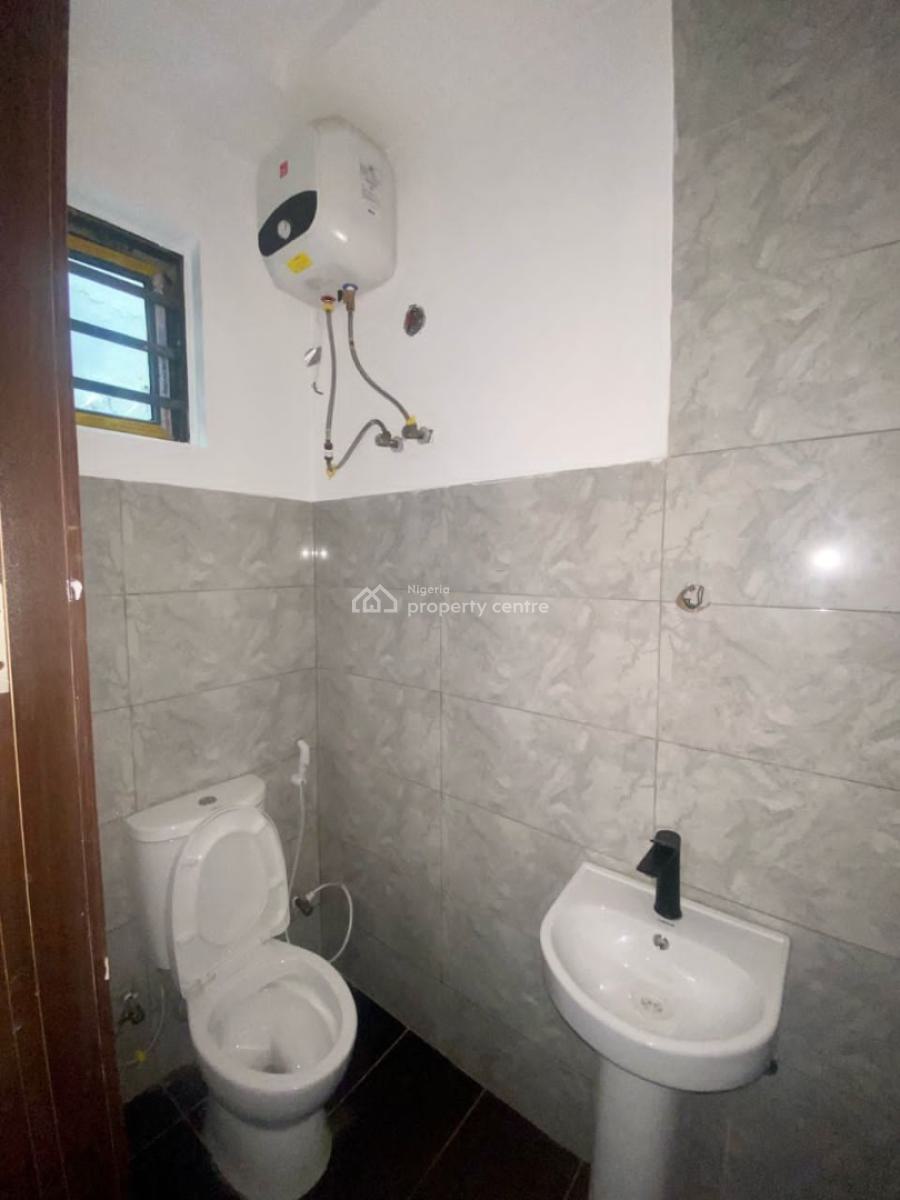 Well Built 2 Bedrooms Flat, Allen, Ikeja, Lagos, Flat / Apartment for Sale