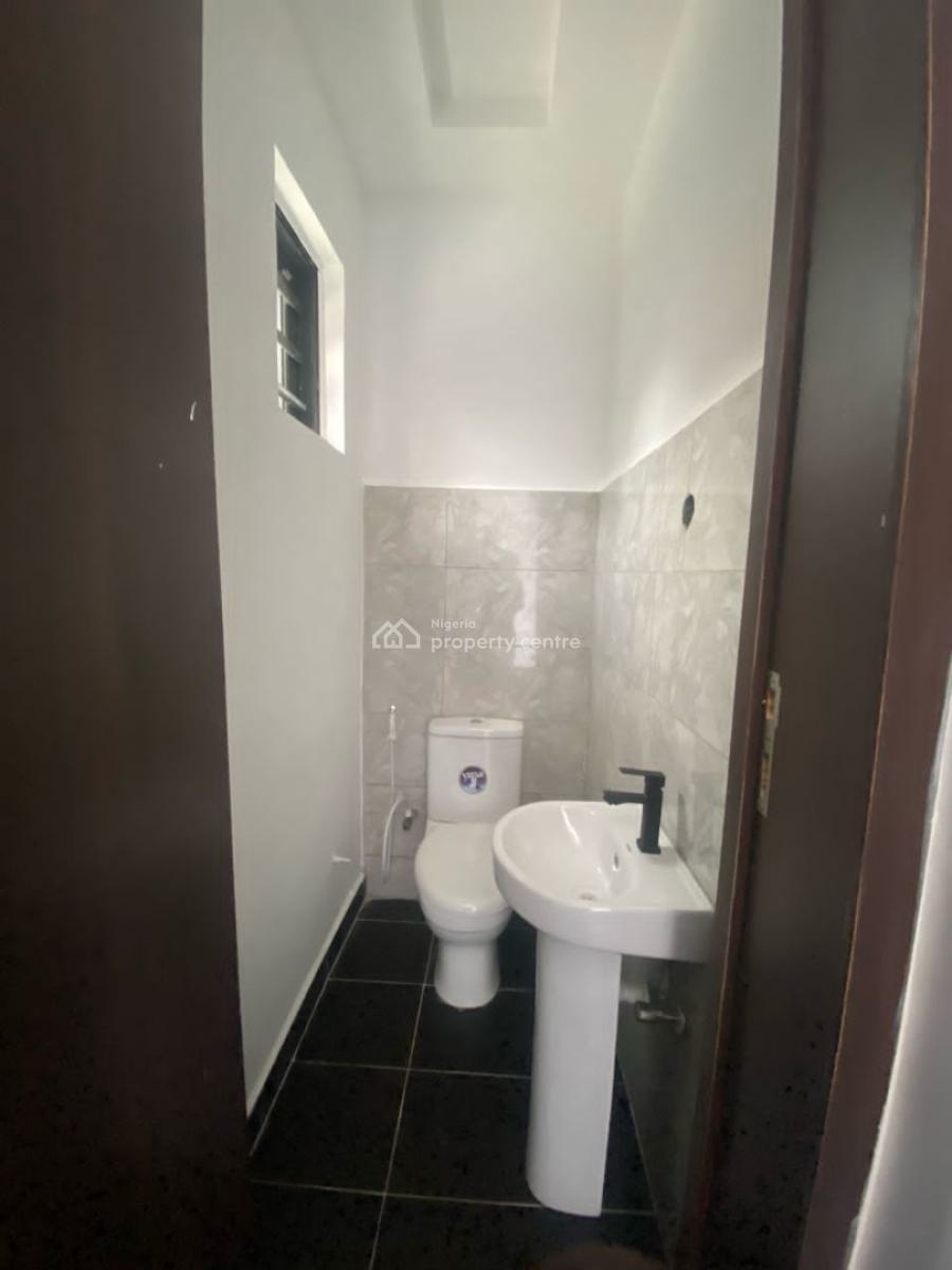 Well Built 2 Bedrooms Flat, Allen, Ikeja, Lagos, Flat / Apartment for Sale
