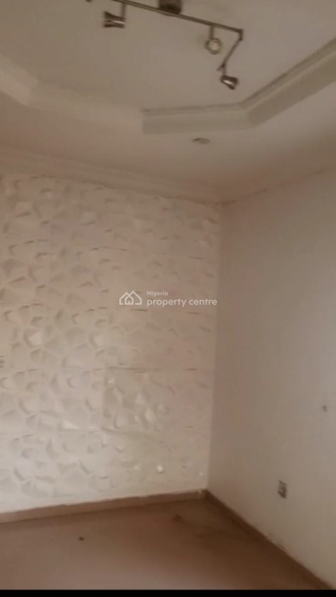 Decent 3 Bedrooms Up Flat All Rooms Ensuite N Guest Toilet All Tiled, in Serene Area of Gbagada, Gbagada, Lagos, Flat / Apartment for Rent