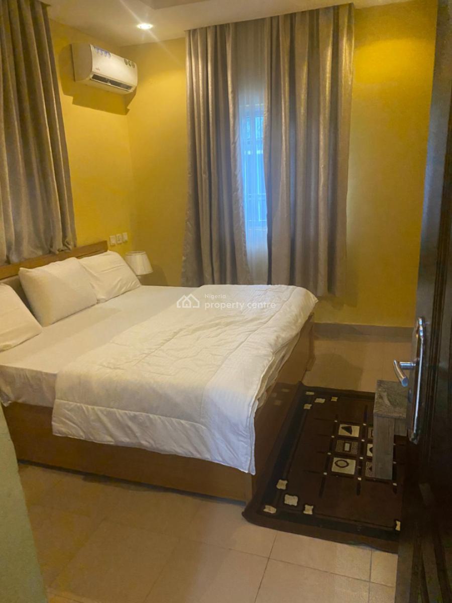 Fully Furnished and Serviced 3 Bedroom Flat in a Lovely Estate, Maryland, Lagos, Flat / Apartment for Rent