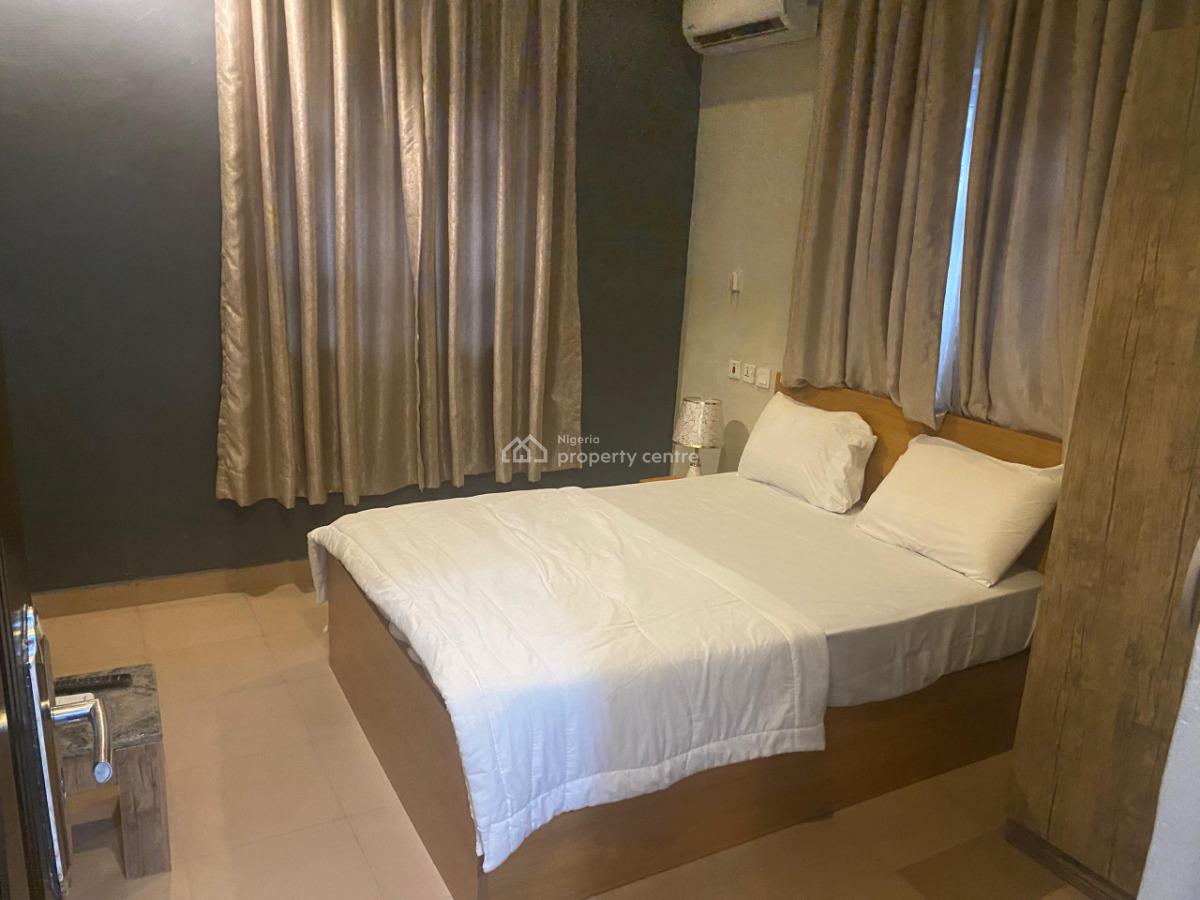 Fully Furnished and Serviced 3 Bedroom Flat in a Lovely Estate, Maryland, Lagos, Flat / Apartment for Rent