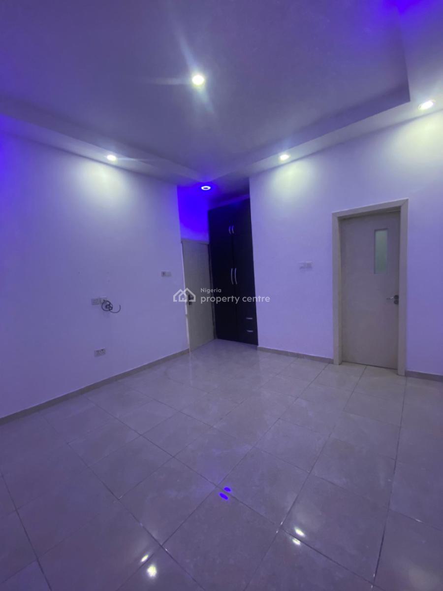 Luxurious  2bed and Palour Apartment with Balcony, Lekki, Osapa, Lekki, Lagos, Flat / Apartment for Rent