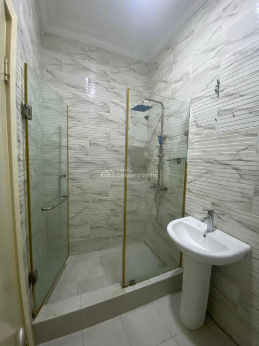 Luxurious  2bed and Palour Apartment with Balcony, Lekki, Osapa, Lekki, Lagos, Flat / Apartment for Rent