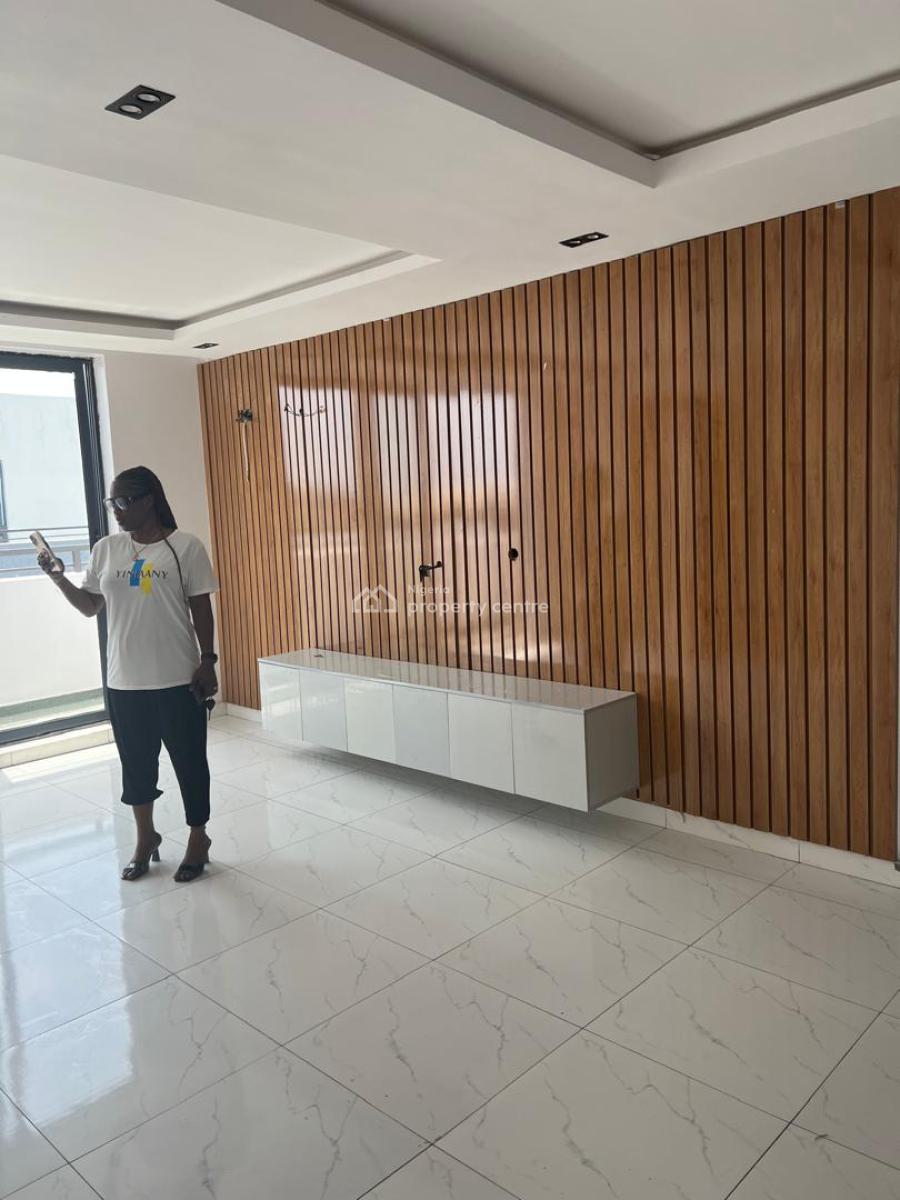 Penthouse Flat 2 Bedrooms, 3 Toilets with a Living Room Balcony., Agungi, Lekki, Lagos, Flat / Apartment for Rent