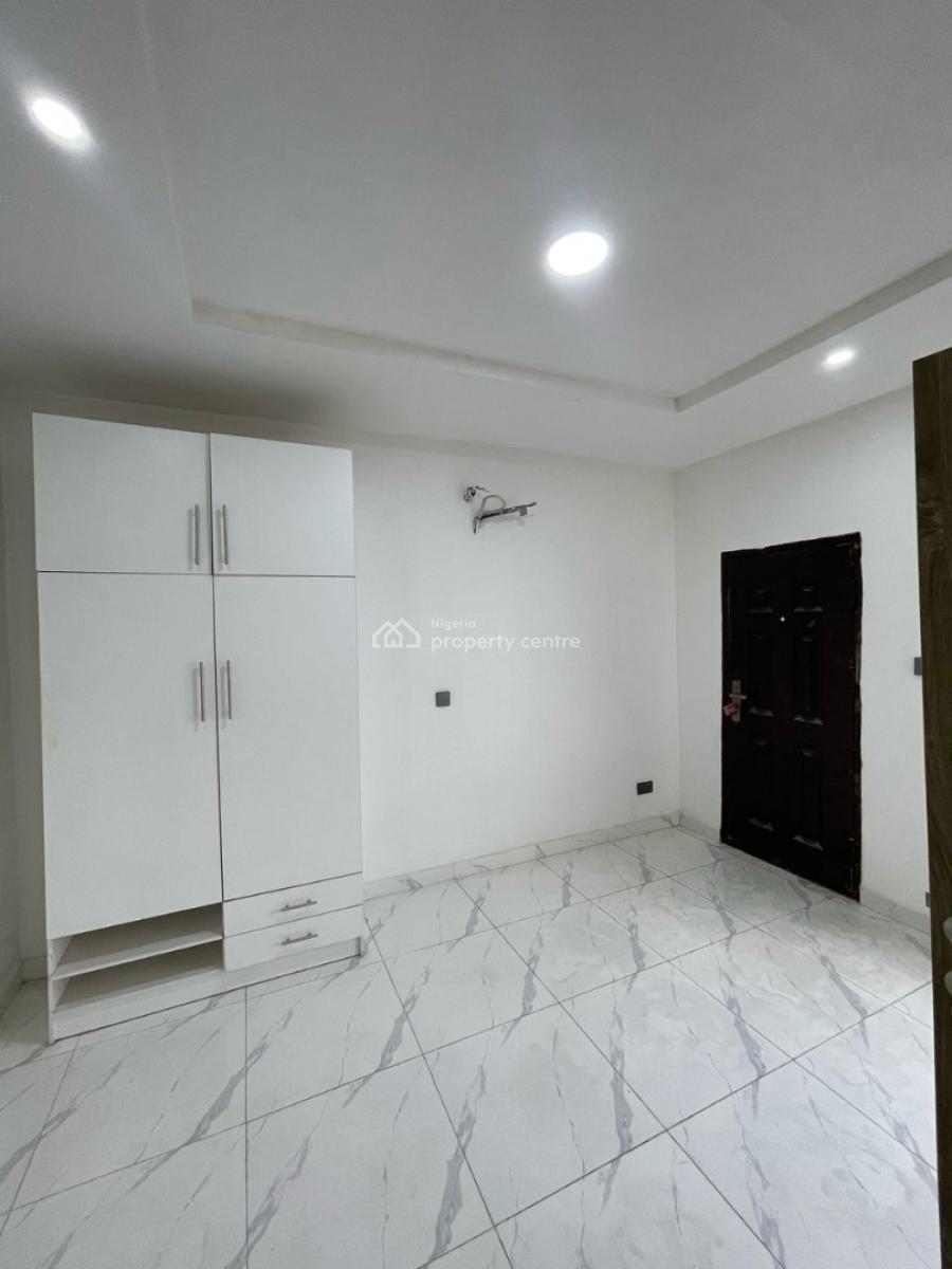 Lovely 4 Bedrooms Flat Apartment with Boyz Quarter, Off Chief Yemi Idowu Way, Osapa, Lekki, Lagos, Flat / Apartment for Sale