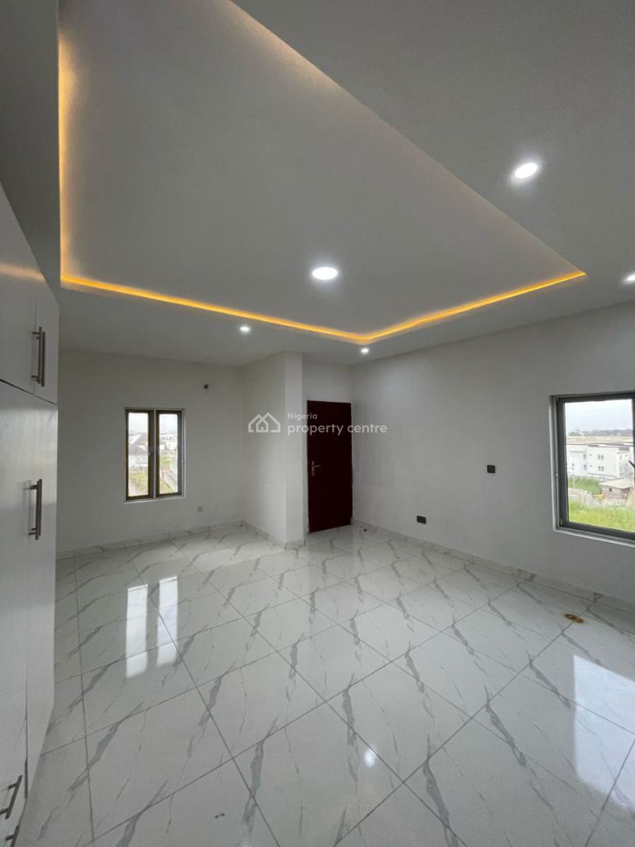 Lovely 4 Bedrooms Flat Apartment with Boyz Quarter, Off Chief Yemi Idowu Way, Osapa, Lekki, Lagos, Flat / Apartment for Sale