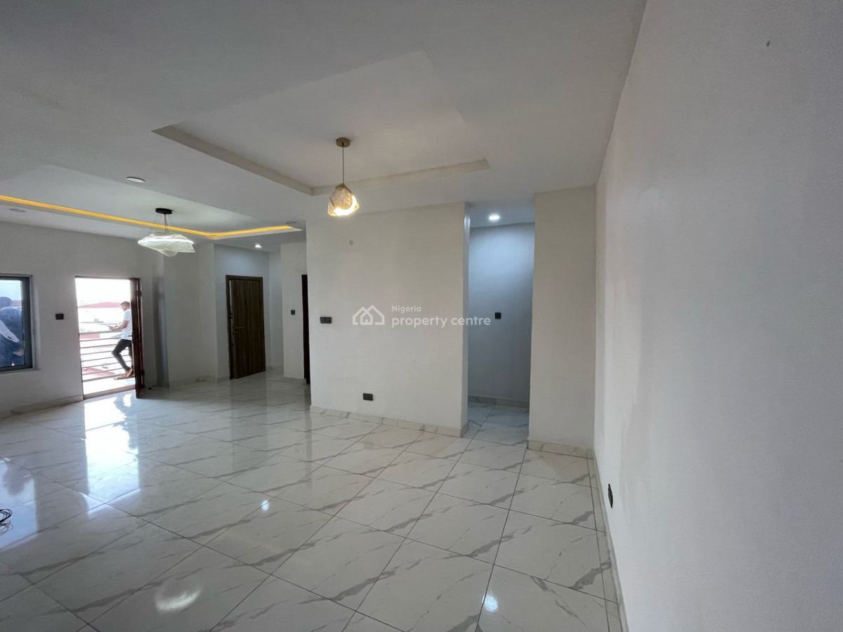 Lovely 4 Bedrooms Flat Apartment with Boyz Quarter, Off Chief Yemi Idowu Way, Osapa, Lekki, Lagos, Flat / Apartment for Sale