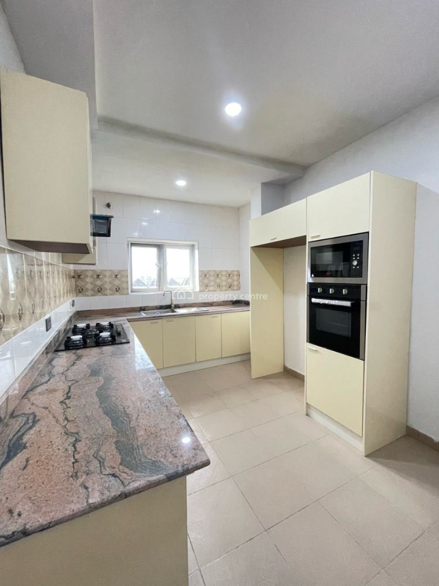 Lovely 4 Bedrooms Flat Apartment with Boyz Quarter, Off Chief Yemi Idowu Way, Osapa, Lekki, Lagos, Flat / Apartment for Sale