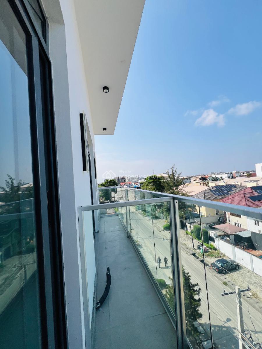 3 Bedroom Apartment, Fully Serviced with a Bq and a Rooftop Pool, Lekki Phase1, Lekki Phase 1, Lekki, Lagos, Flat / Apartment for Rent