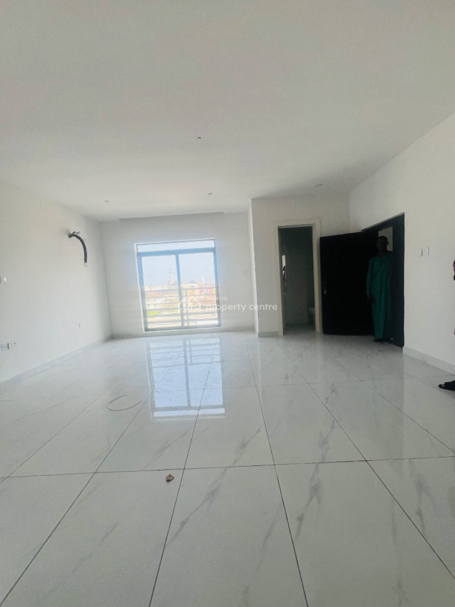 3 Bedroom Apartment, Fully Serviced with a Bq and a Rooftop Pool, Lekki Phase1, Lekki Phase 1, Lekki, Lagos, Flat / Apartment for Rent