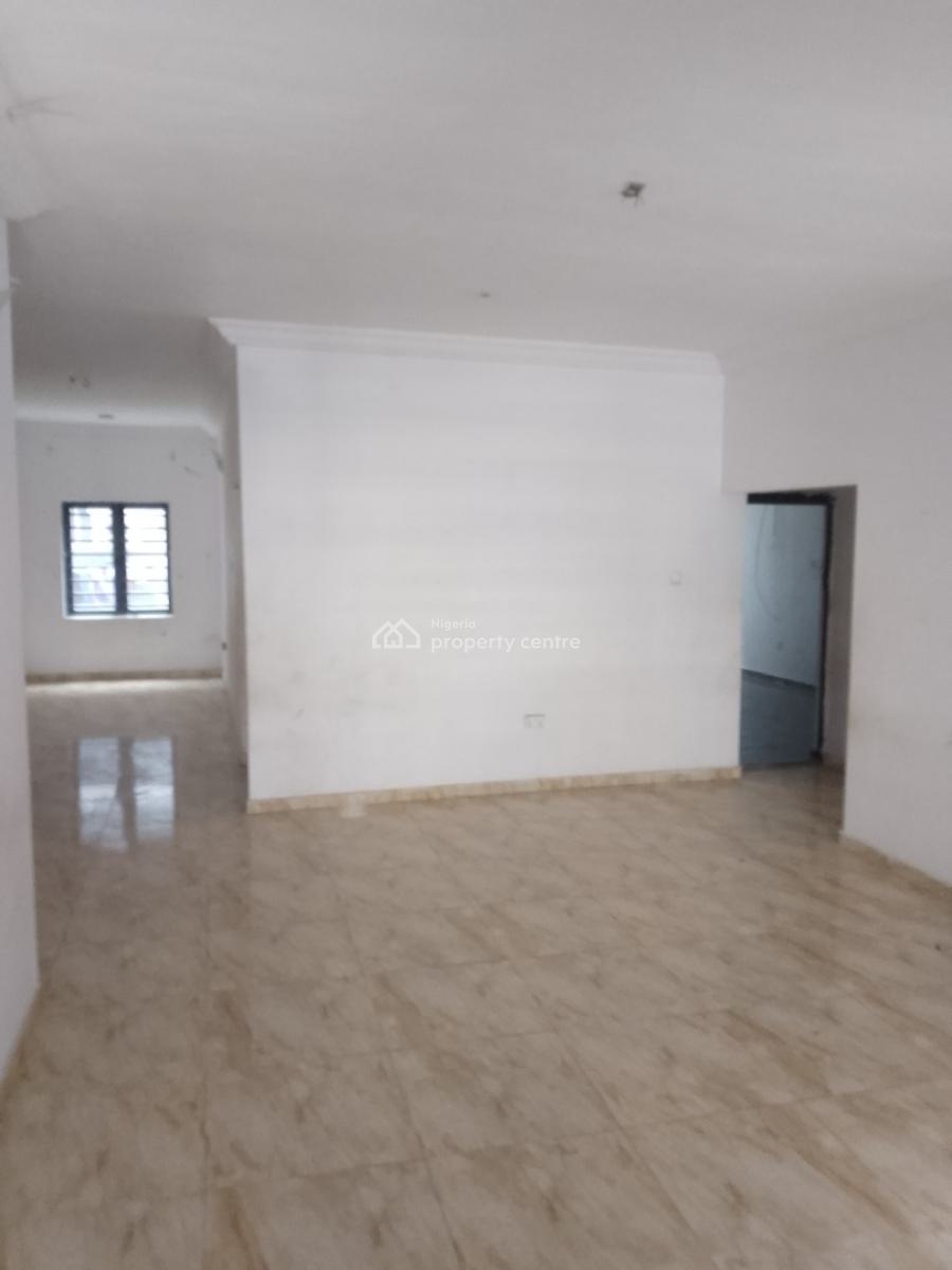 Massive 2 Bedroom Flat, Off Jehovah Witness Road, Bogije, Ibeju Lekki, Lagos, Flat / Apartment for Rent