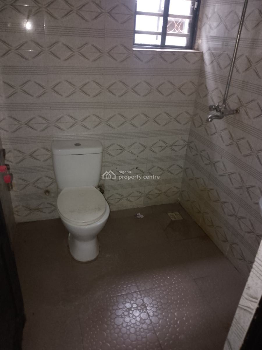 Massive 2 Bedroom Flat, Off Jehovah Witness Road, Bogije, Ibeju Lekki, Lagos, Flat / Apartment for Rent