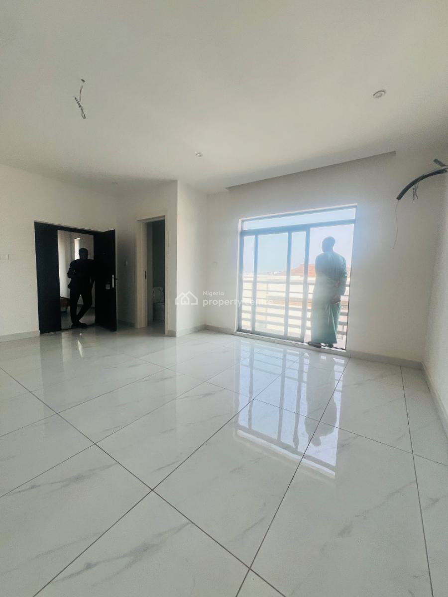 3 Bedroom Apartment Fully Serviced, with Bq and a Rooftop Pool, Lekki Phase 1, Lekki, Lagos, Flat / Apartment for Rent