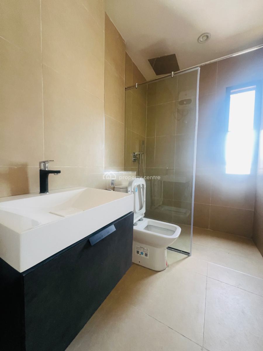 3 Bedroom Apartment Fully Serviced, with Bq and a Rooftop Pool, Lekki Phase 1, Lekki, Lagos, Flat / Apartment for Rent