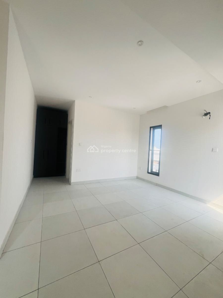 3 Bedroom Apartment Fully Serviced, with Bq and a Rooftop Pool, Lekki Phase 1, Lekki, Lagos, Flat / Apartment for Rent