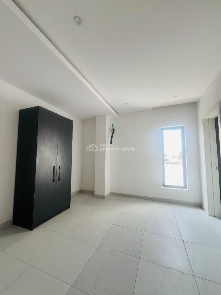 3 Bedroom Apartment Fully Serviced, with Bq and a Rooftop Pool, Lekki Phase 1, Lekki, Lagos, Flat / Apartment for Rent