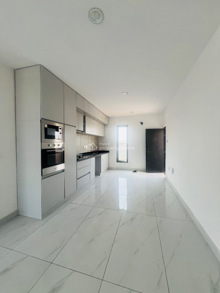 3 Bedroom Apartment Fully Serviced, with Bq and a Rooftop Pool, Lekki Phase 1, Lekki, Lagos, Flat / Apartment for Rent