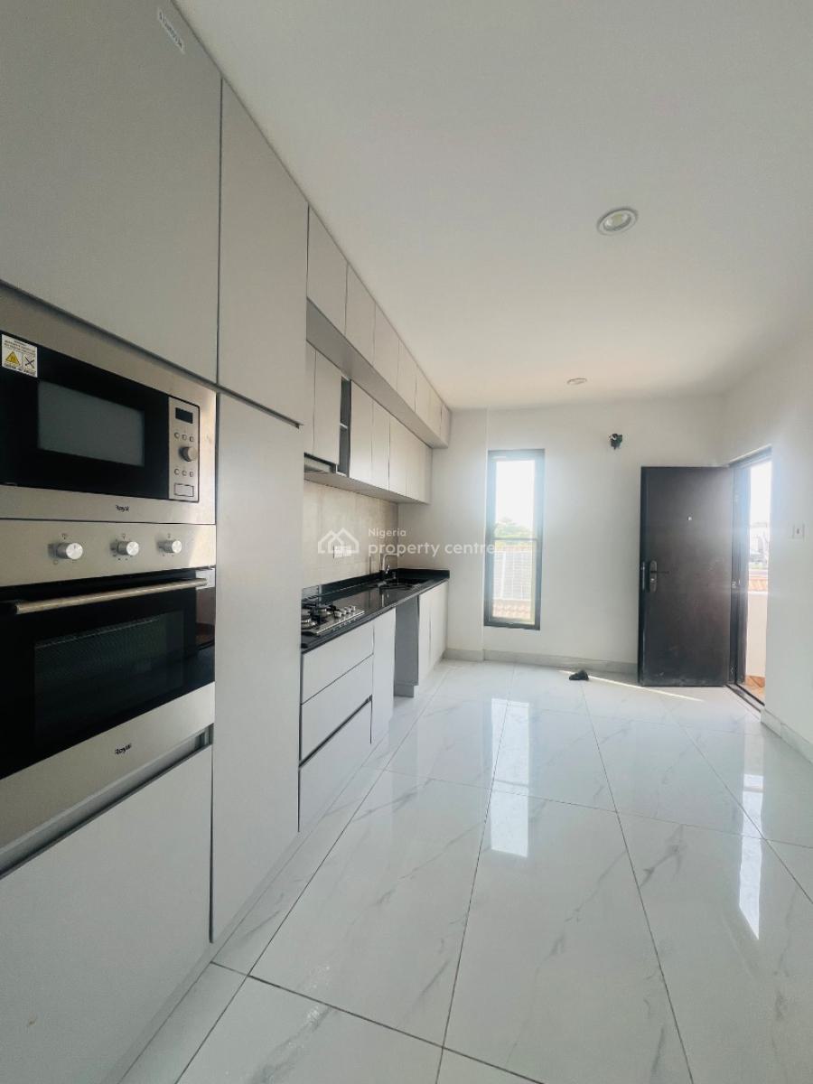 3 Bedroom Apartment Fully Serviced, with Bq and a Rooftop Pool, Lekki Phase 1, Lekki, Lagos, Flat / Apartment for Rent