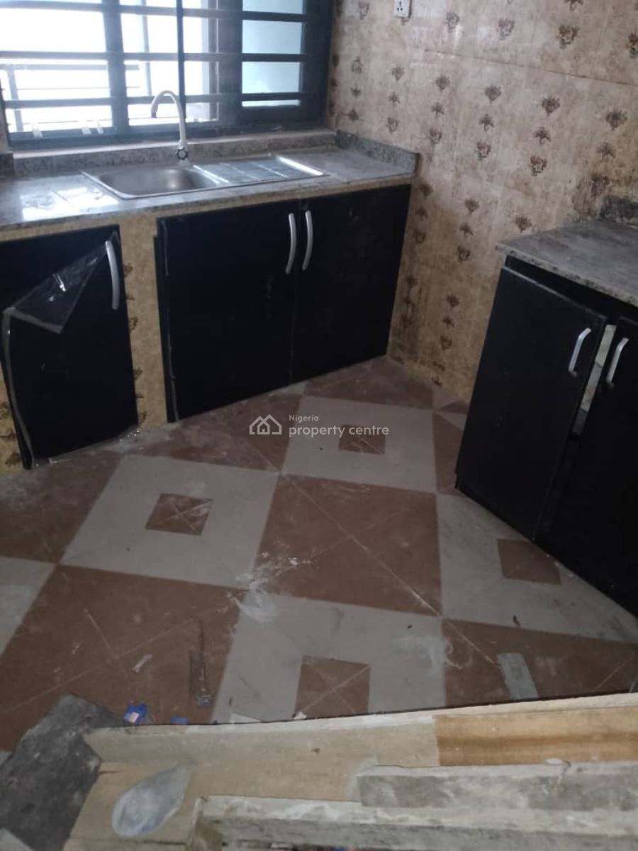 Luxurious 2 Bedroom Flat, Jehovah Witness Road, Bogije, Ibeju Lekki, Lagos, Flat / Apartment for Rent