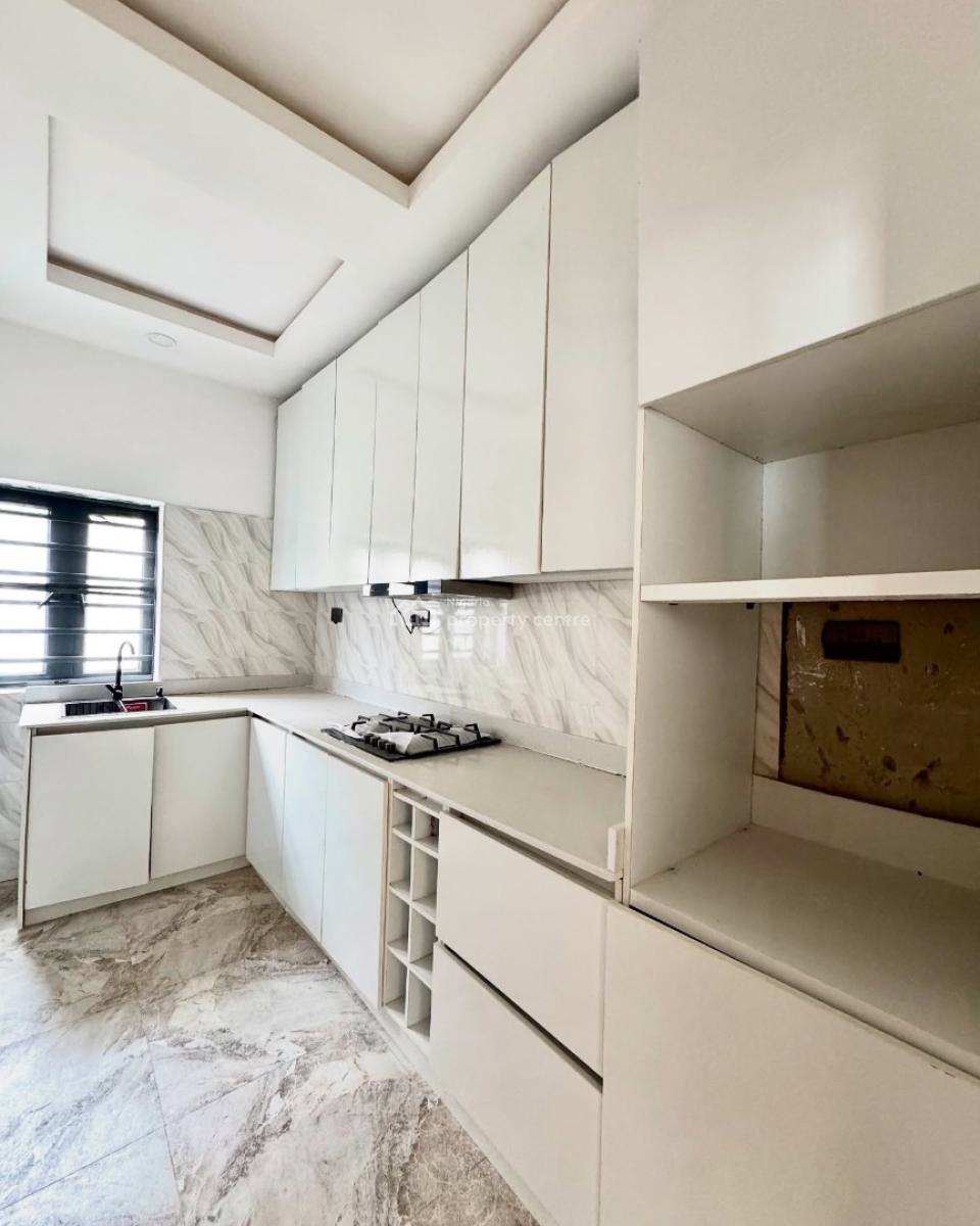 2 Bedroom Apartment, Ikate Elegushi, Lekki, Lagos, Flat / Apartment for Rent