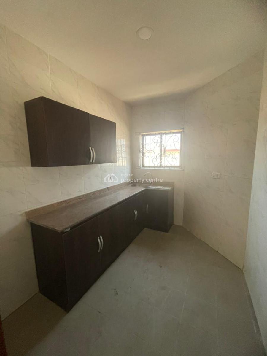 Luxury 2 Bedroom Flat, Thomas Estate, Ajah, Lagos, Flat / Apartment for Rent