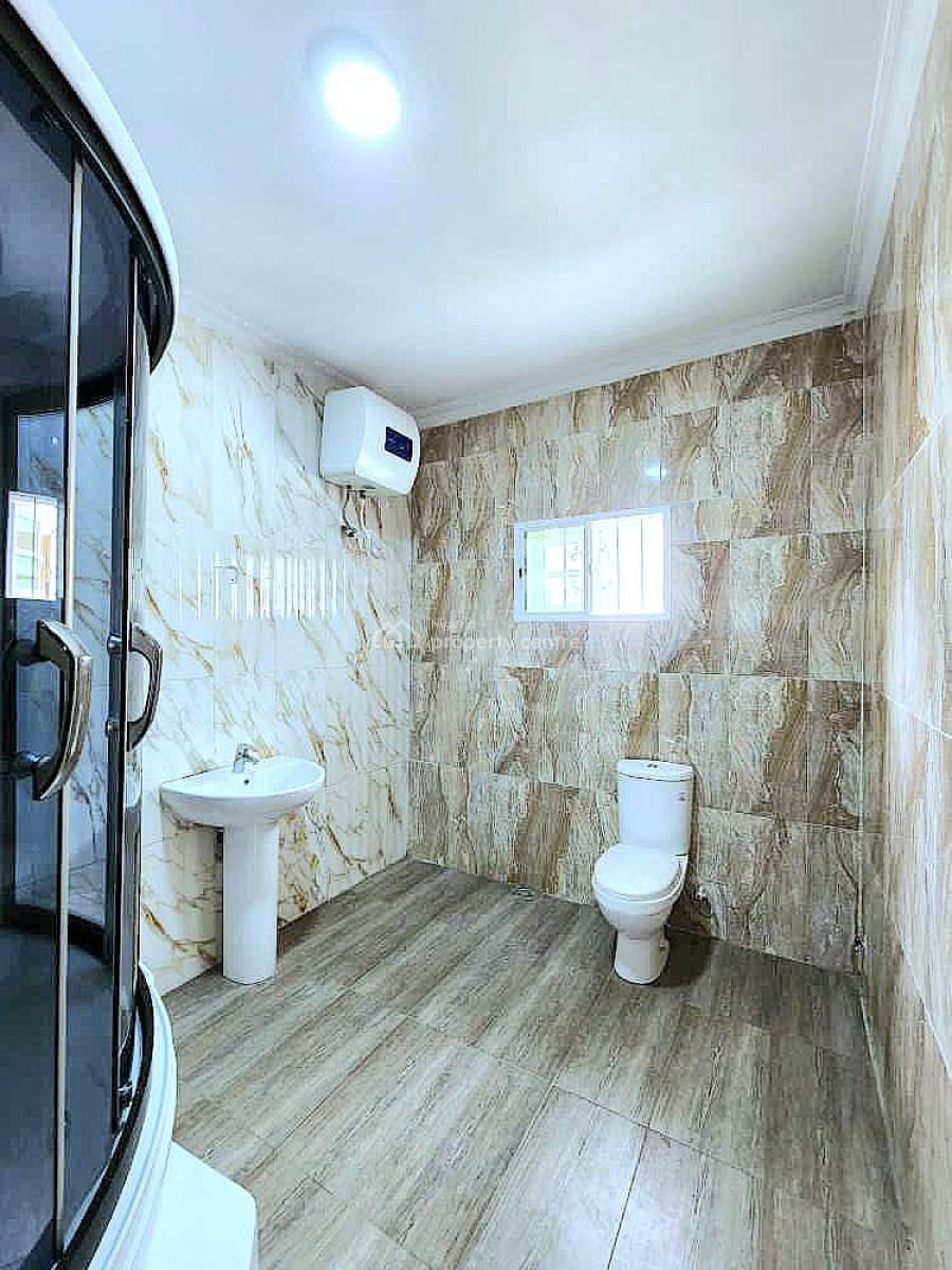 Luxurious 5bedrooms Fully Detached Duplex with 2bqs, Northen Foreshore Chevron, Lekki, Lagos, Detached Duplex for Sale